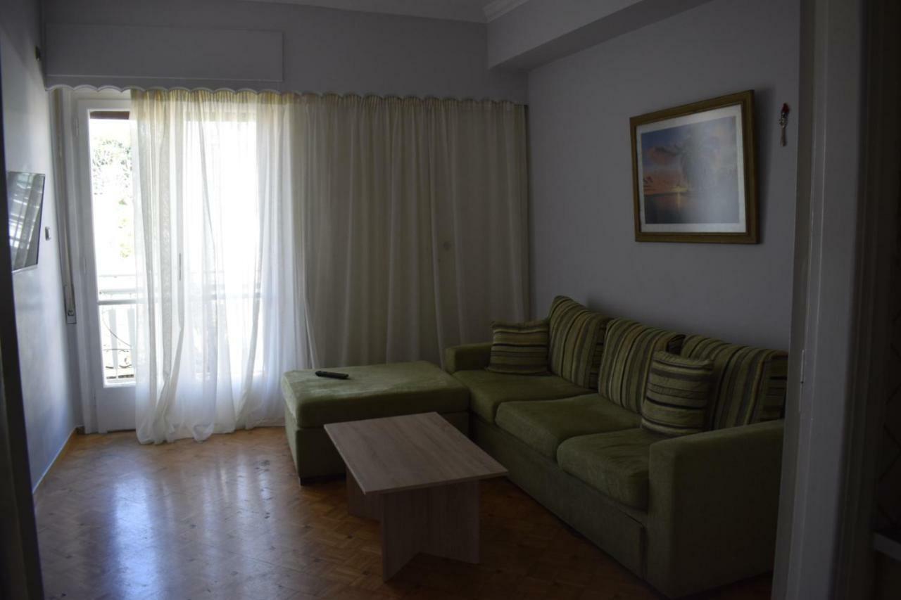 Historic Center Apartment At Thisseio Афины Экстерьер фото